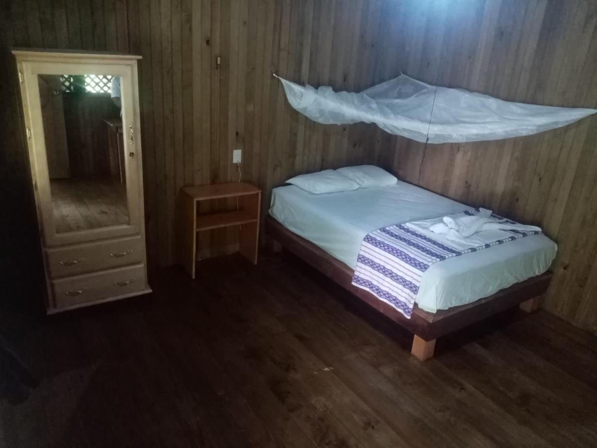 Casa Maya Lívingston Esterno foto