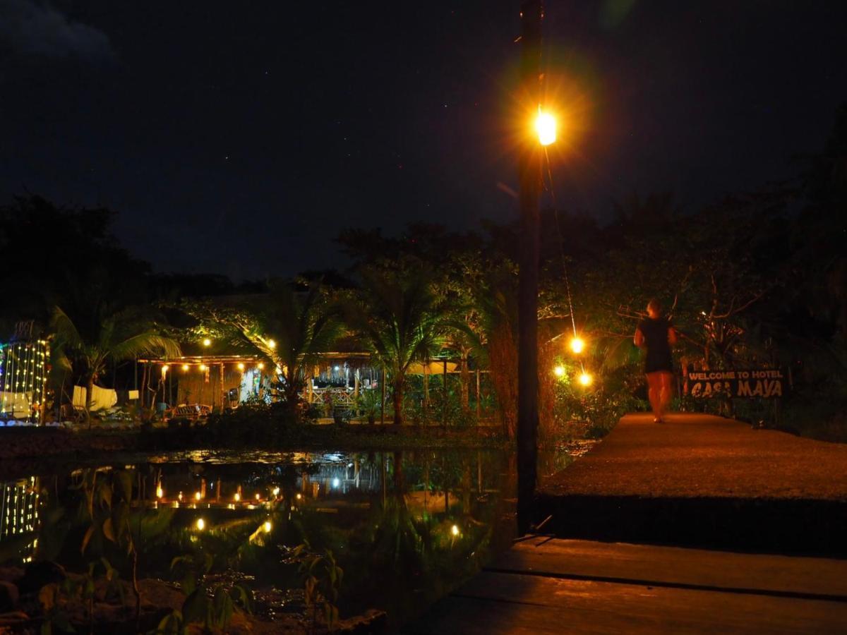 Casa Maya Lívingston Esterno foto